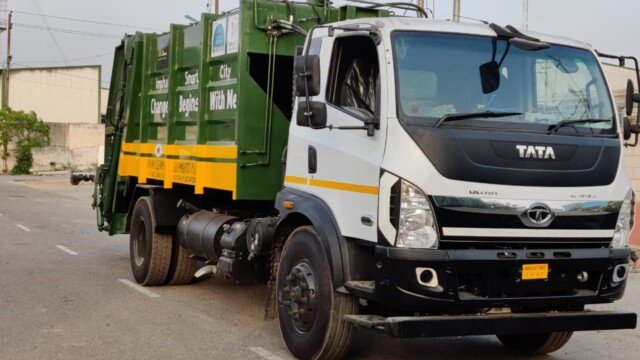 Refuse Compactor