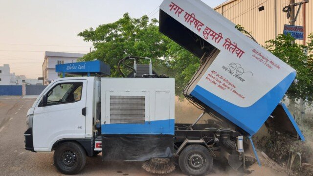 Mini Road Sweeper Machine