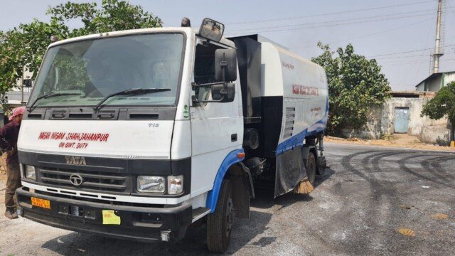 Truck Mounted Road Sweeper