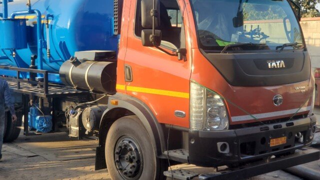 Sewer Suction Cum Jetting Machine