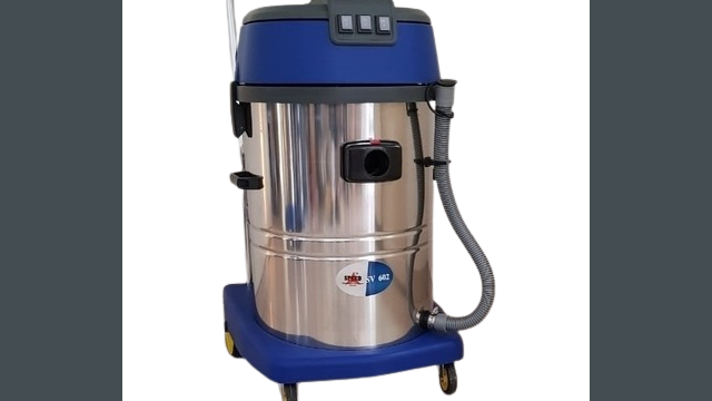 Industrial vacuum cleaner